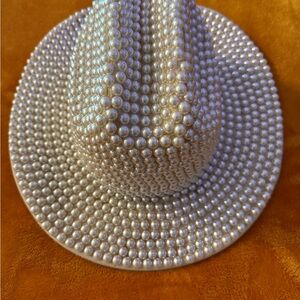 Elegant Pearl-Embellished Women's Hat